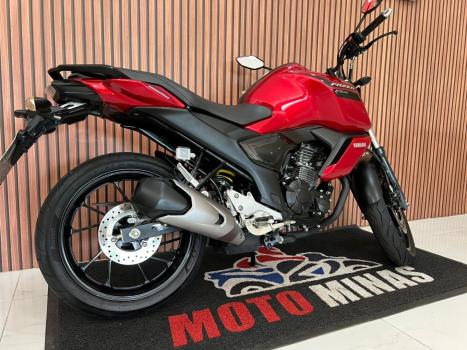 YAMAHA FZ 15 Fazer ABS, Foto 9