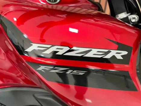 YAMAHA FZ 15 Fazer ABS, Foto 11