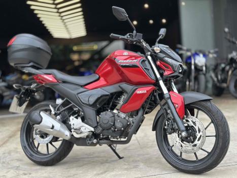 YAMAHA FZ 15 Fazer ABS, Foto 1