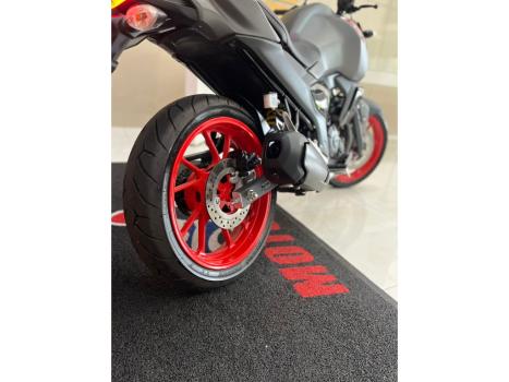 YAMAHA FZ 15 Fazer ABS, Foto 13