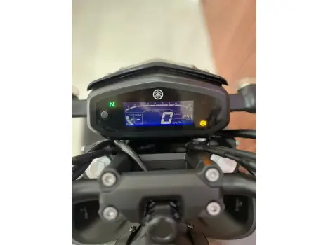 YAMAHA FZ 15 Fazer ABS, Foto 8