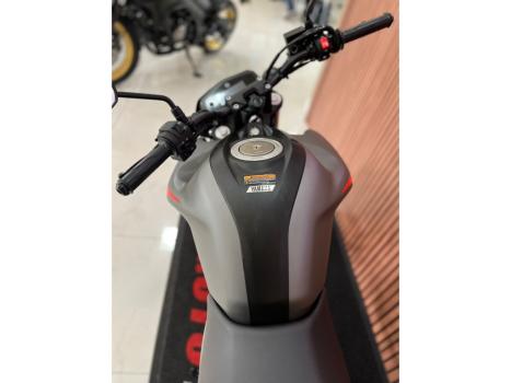 YAMAHA FZ 15 Fazer ABS, Foto 9