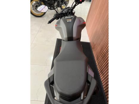 YAMAHA FZ 15 Fazer ABS, Foto 10