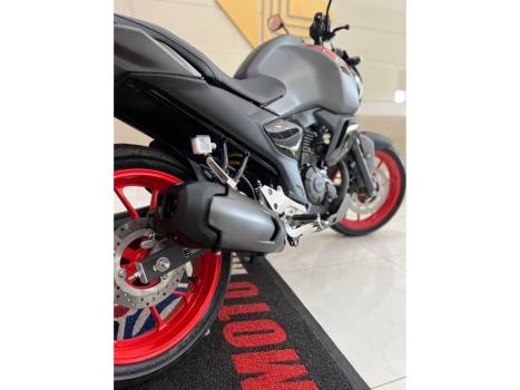 YAMAHA FZ 15 Fazer ABS, Foto 14