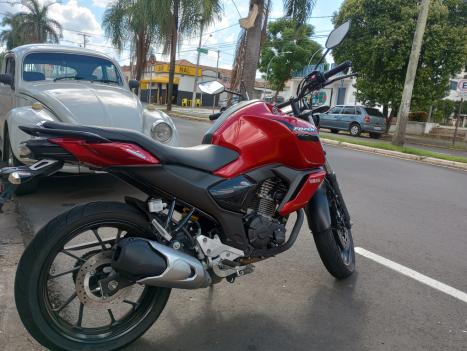 YAMAHA FZ 15 Fazer ABS, Foto 3