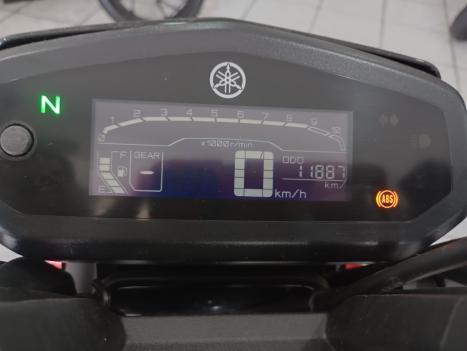 YAMAHA FZ 15 Fazer ABS, Foto 6
