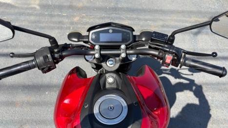 YAMAHA FZ 15 Fazer ABS, Foto 4
