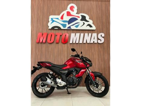 YAMAHA FZ 15 Fazer ABS, Foto 3