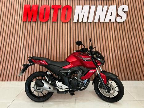 YAMAHA FZ 15 Fazer ABS, Foto 4
