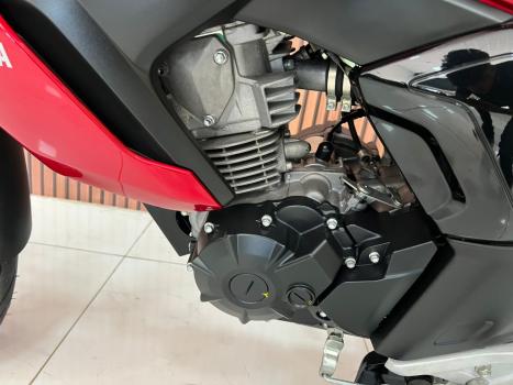 YAMAHA FZ 15 Fazer ABS, Foto 5