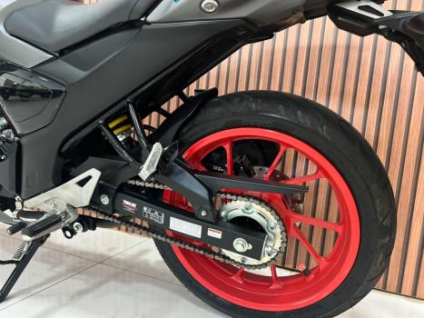YAMAHA FZ 15 Fazer ABS, Foto 6