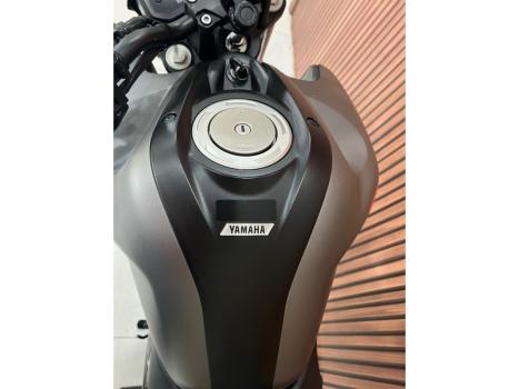 YAMAHA FZ 15 Fazer ABS, Foto 10