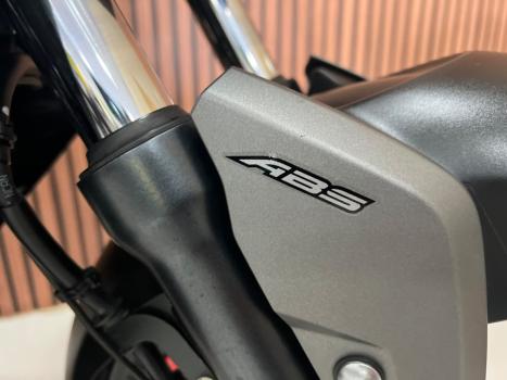 YAMAHA FZ 15 Fazer ABS, Foto 14