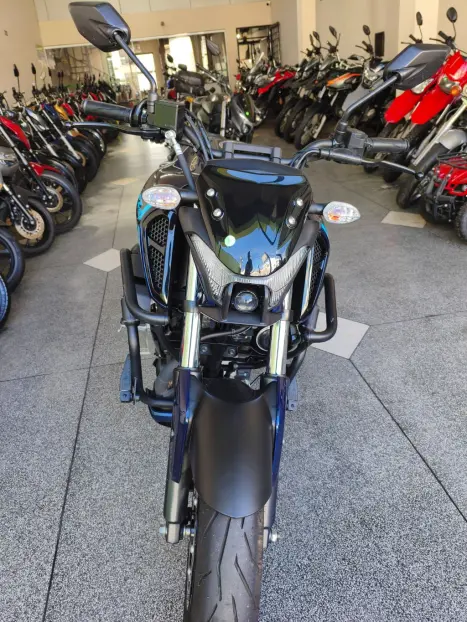YAMAHA FZ 15 Fazer ABS, Foto 5