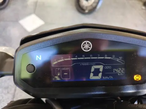 YAMAHA FZ 15 Fazer ABS, Foto 6