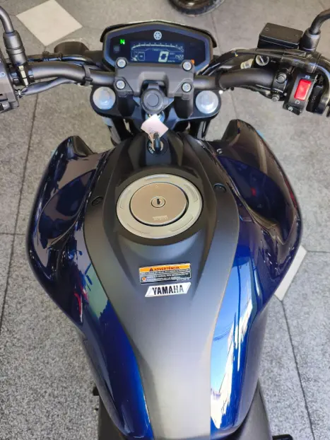 YAMAHA FZ 15 Fazer ABS, Foto 7
