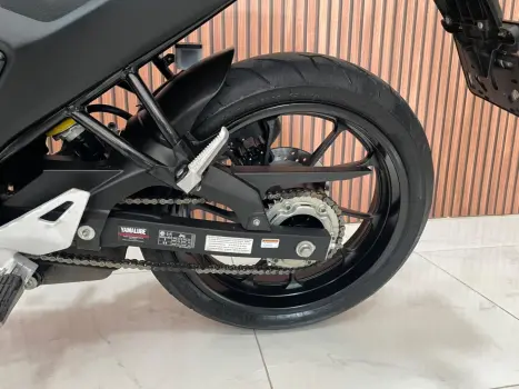 YAMAHA FZ 15 Fazer ABS, Foto 7