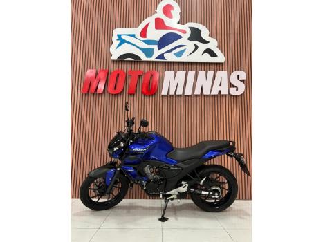YAMAHA FZ 15 Fazer ABS, Foto 4