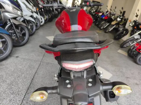 YAMAHA FZ 15 Fazer ABS, Foto 10