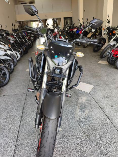 YAMAHA FZ 15 Fazer ABS, Foto 5