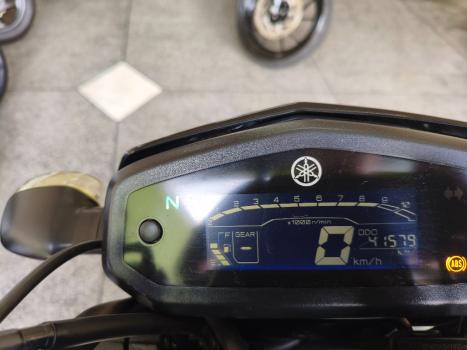 YAMAHA FZ 15 Fazer ABS, Foto 6