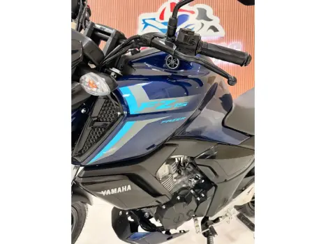 YAMAHA FZ 15 Fazer ABS, Foto 5