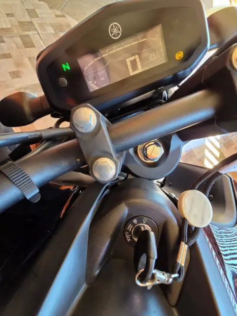 YAMAHA FZ 15 Fazer ABS, Foto 7