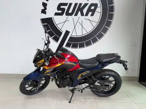YAMAHA FZ 25 250 Fazer Flex , Foto 1