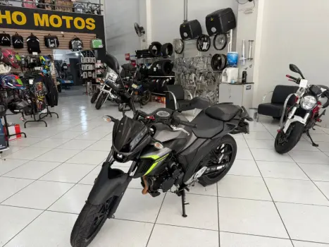 YAMAHA FZ 25 250 Fazer Flex , Foto 3