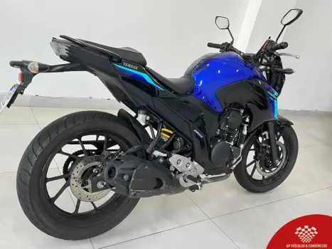 YAMAHA FZ 25 250 Fazer Flex , Foto 3