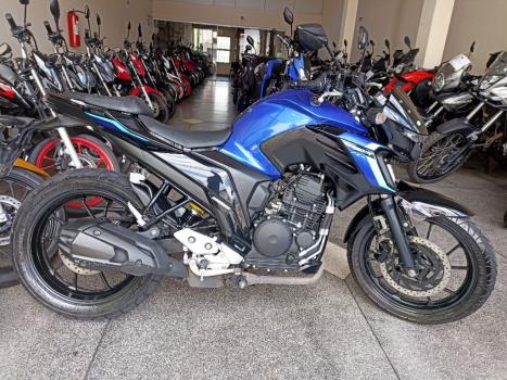 YAMAHA FZ 25 250 Fazer Flex , Foto 1
