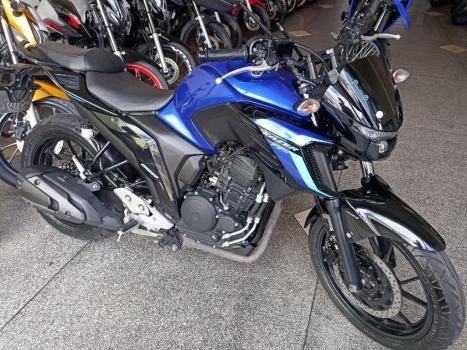 YAMAHA FZ 25 250 Fazer Flex , Foto 3