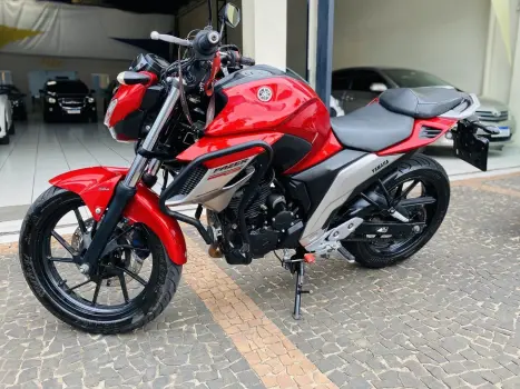 YAMAHA FZ 25 250 Fazer Flex , Foto 4