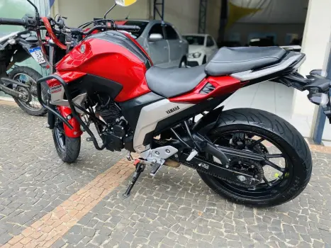 YAMAHA FZ 25 250 Fazer Flex , Foto 5