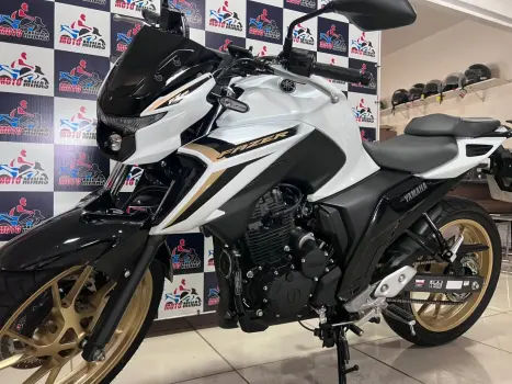 YAMAHA FZ 25 250 Fazer Flex , Foto 2
