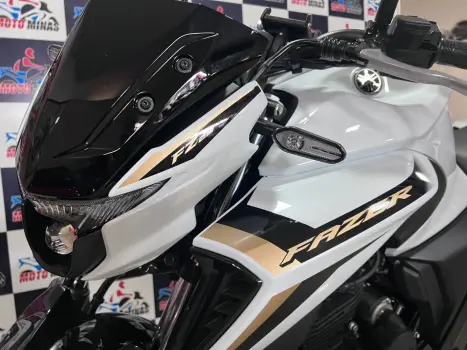 YAMAHA FZ 25 250 Fazer Flex , Foto 4