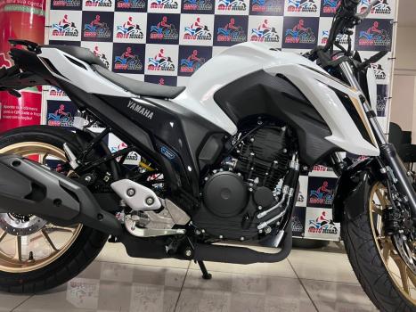 YAMAHA FZ 25 250 Fazer Flex , Foto 9
