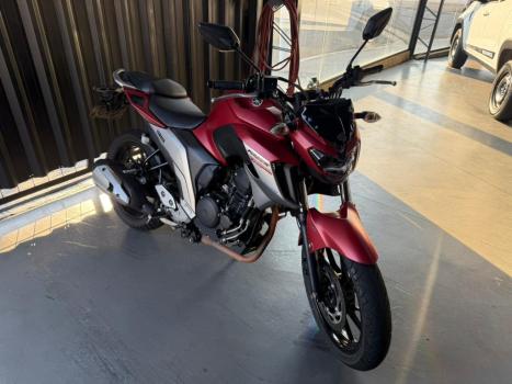 YAMAHA FZ 25 250 Fazer Flex , Foto 4