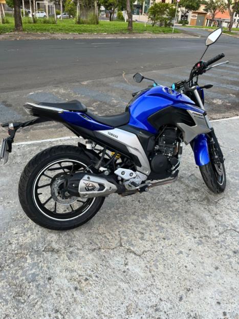 YAMAHA FZ 25 250 Fazer Flex , Foto 5