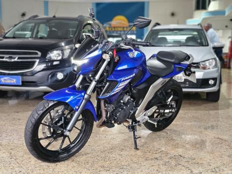 YAMAHA FZ 25 250 Fazer Flex , Foto 1