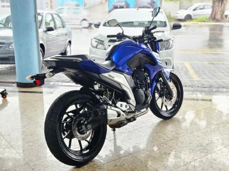 YAMAHA FZ 25 250 Fazer Flex , Foto 3