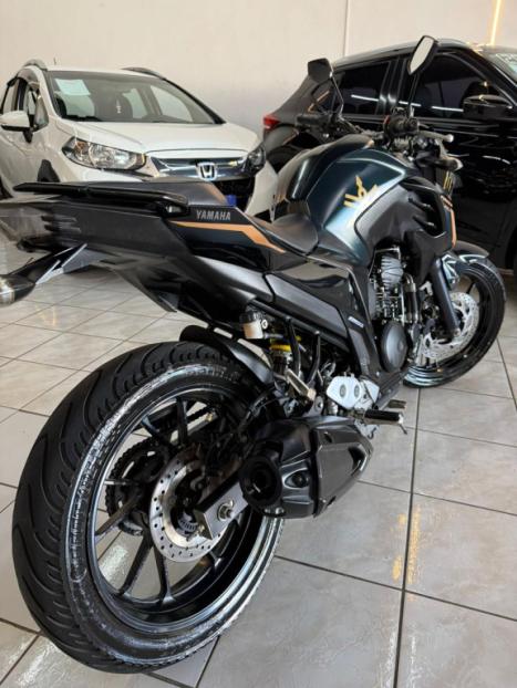 YAMAHA FZ 25 250 Fazer Flex , Foto 3