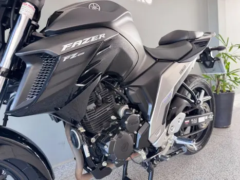 YAMAHA FZ 25 250 Fazer Flex , Foto 12