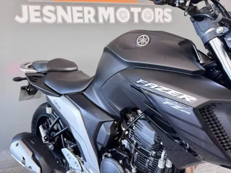 YAMAHA FZ 25 250 Fazer Flex , Foto 17