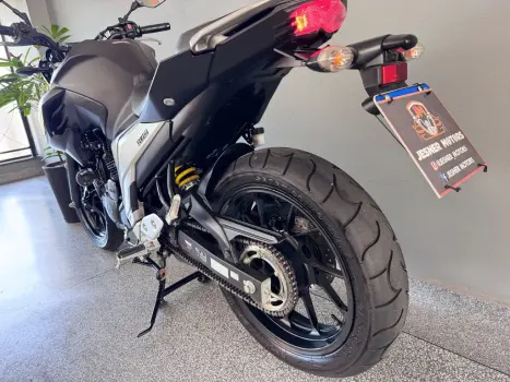 YAMAHA FZ 25 250 Fazer Flex , Foto 24