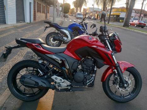 YAMAHA FZ 25 250 Fazer Flex , Foto 1