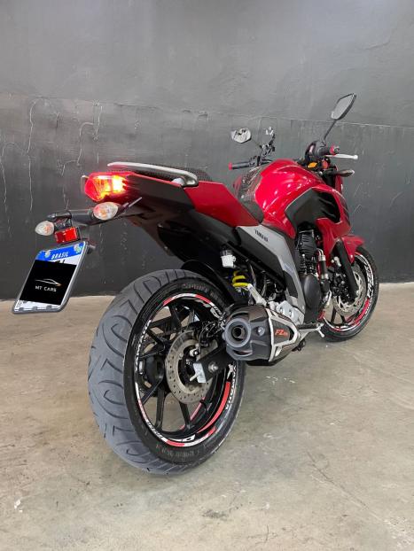 YAMAHA FZ 25 250 Fazer Flex , Foto 6