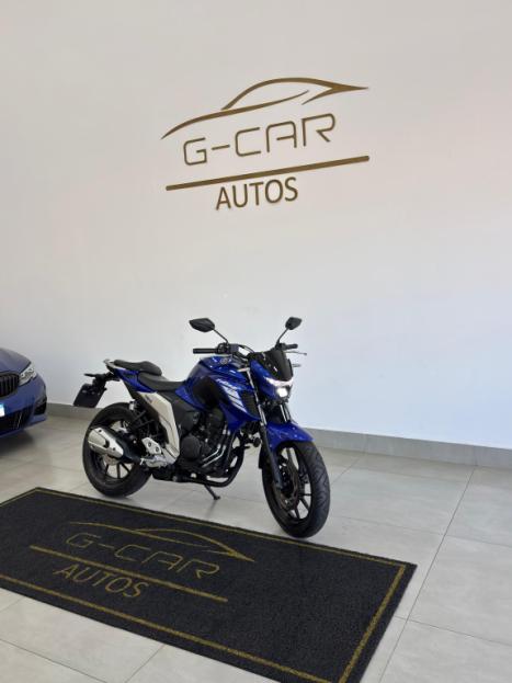 YAMAHA FZ 25 250 Fazer Flex , Foto 1
