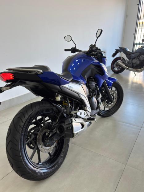 YAMAHA FZ 25 250 Fazer Flex , Foto 7