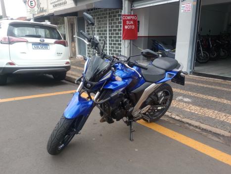 YAMAHA FZ 25 250 Fazer Flex , Foto 2